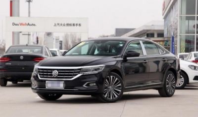 上汽大众帕萨特passat，搭载全新触控式空调面板，又添竞争力